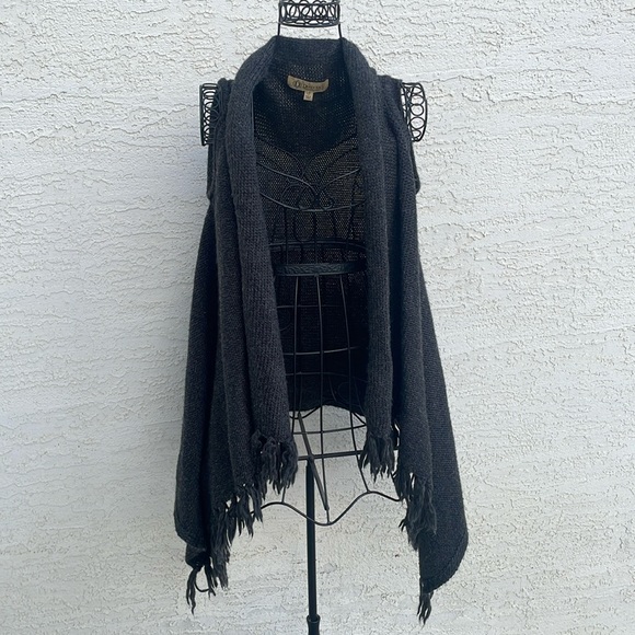 Democracy Jeans Boho Sweater Vest - Picture 1 of 7